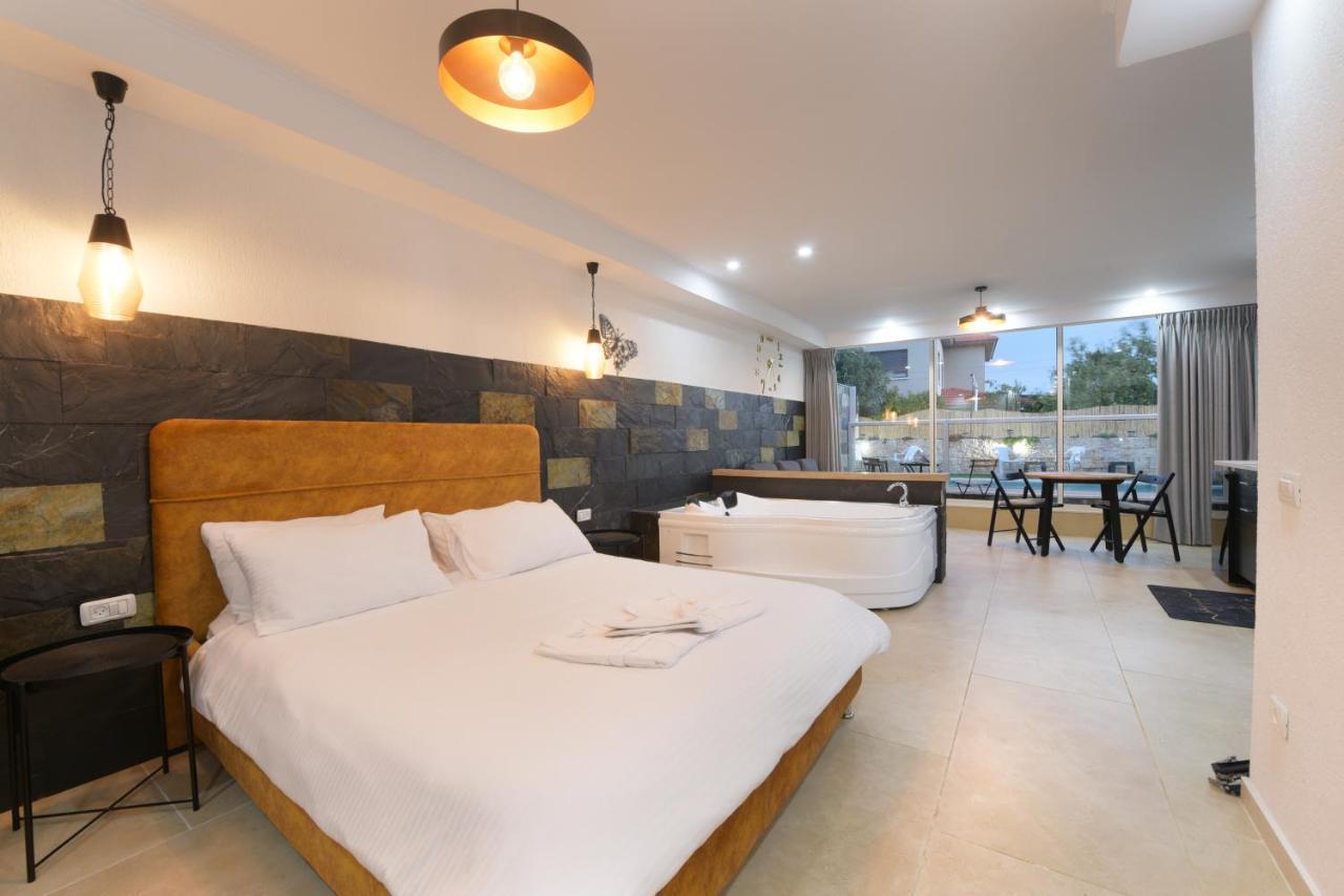 El viso verde luxury suites Had Nes Exterior foto