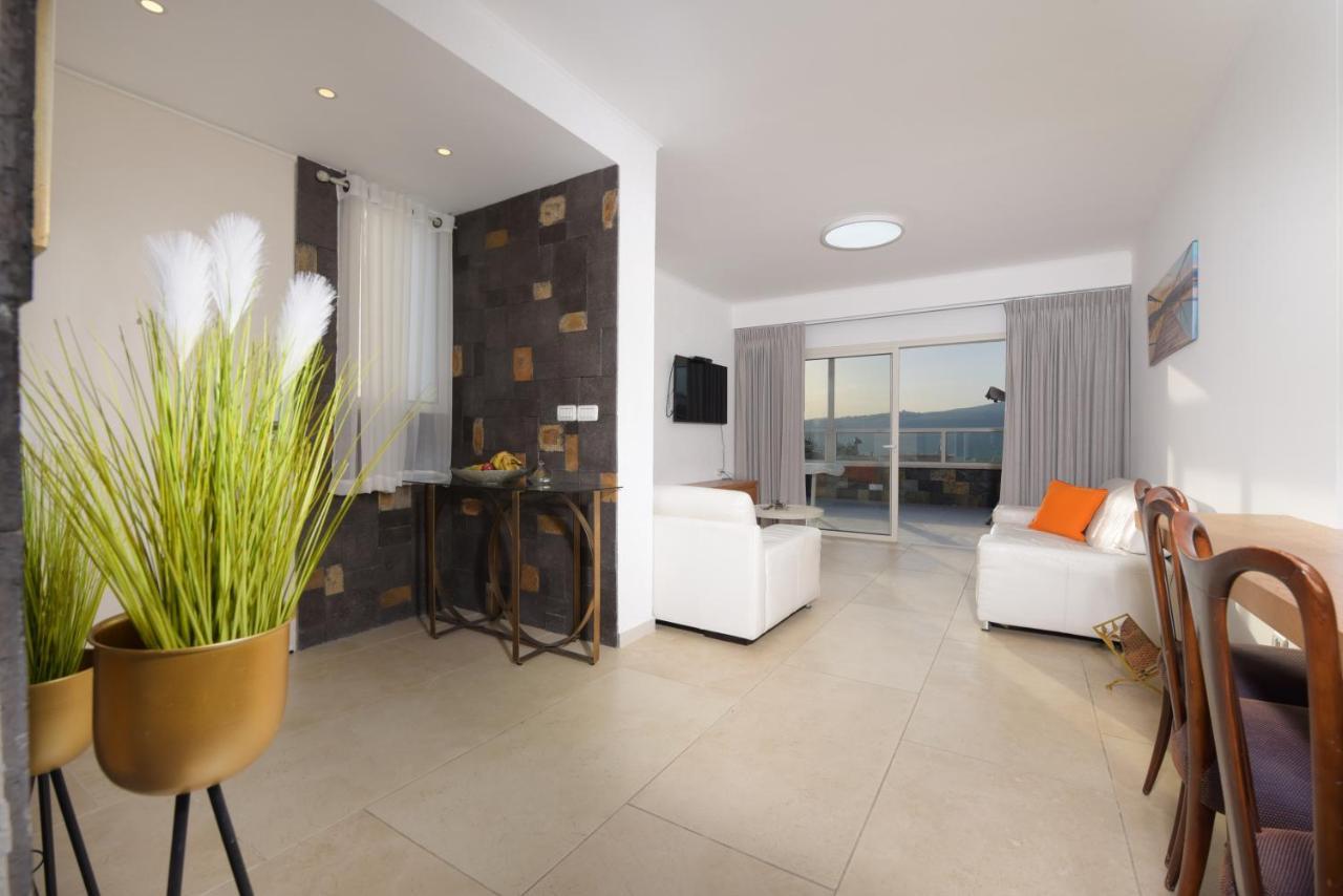 El viso verde luxury suites Had Nes Exterior foto